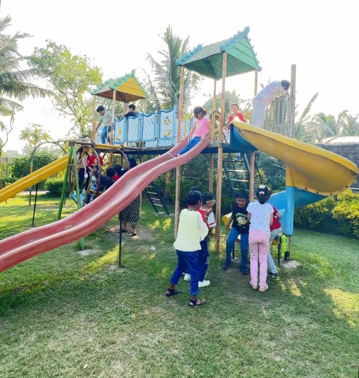 Palli Bangla Resort, Near Ruby Hospital, Anandapur Calcutta Eksteriør billede