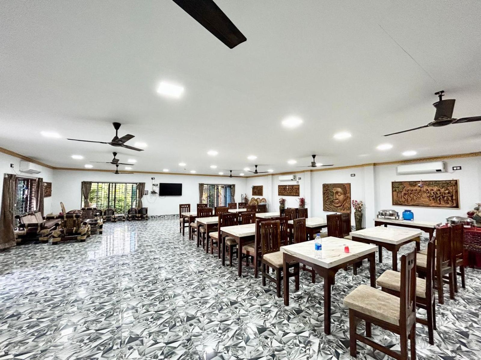 Palli Bangla Resort, Near Ruby Hospital, Anandapur Calcutta Eksteriør billede