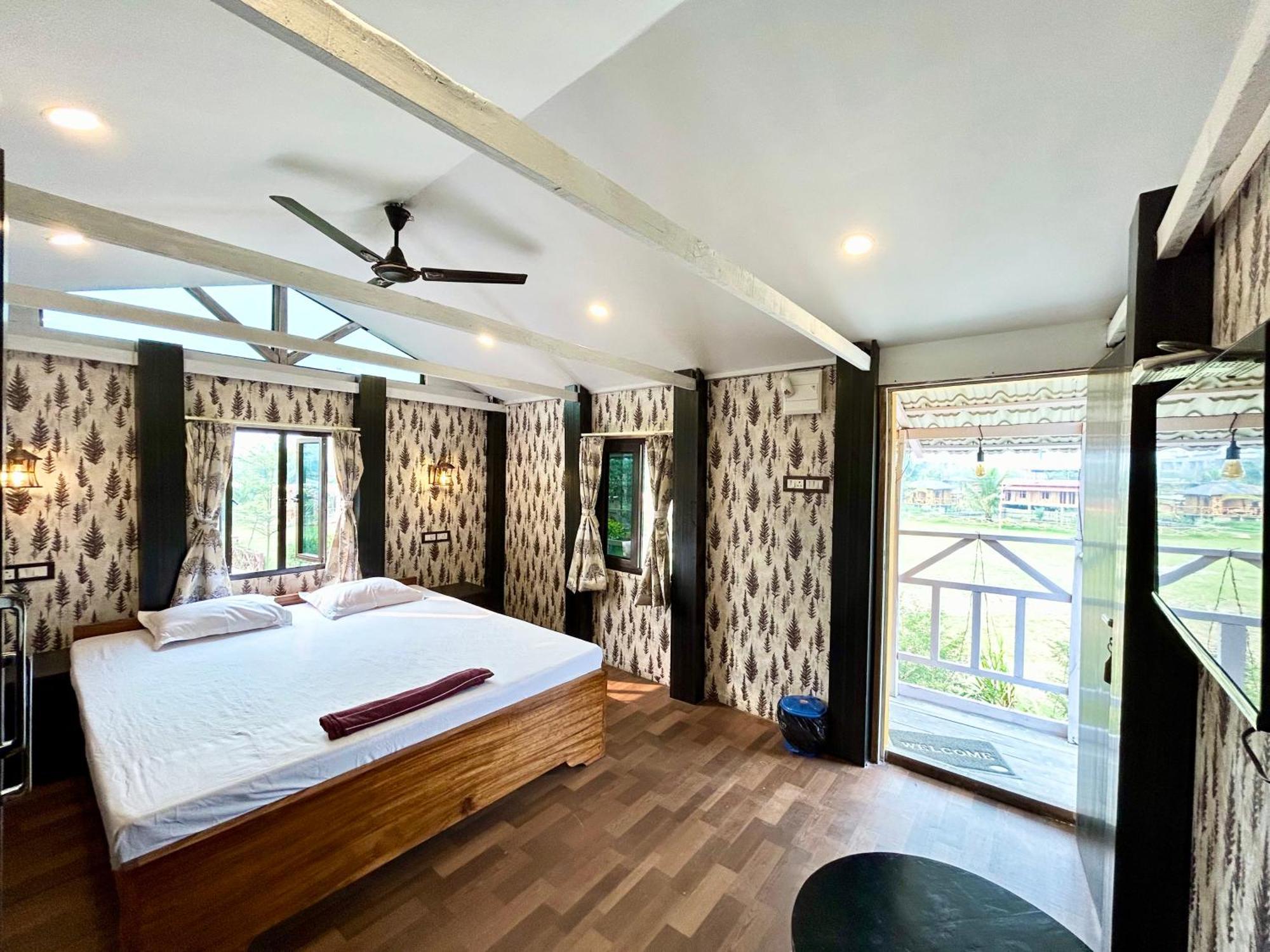 Palli Bangla Resort, Near Ruby Hospital, Anandapur Calcutta Eksteriør billede