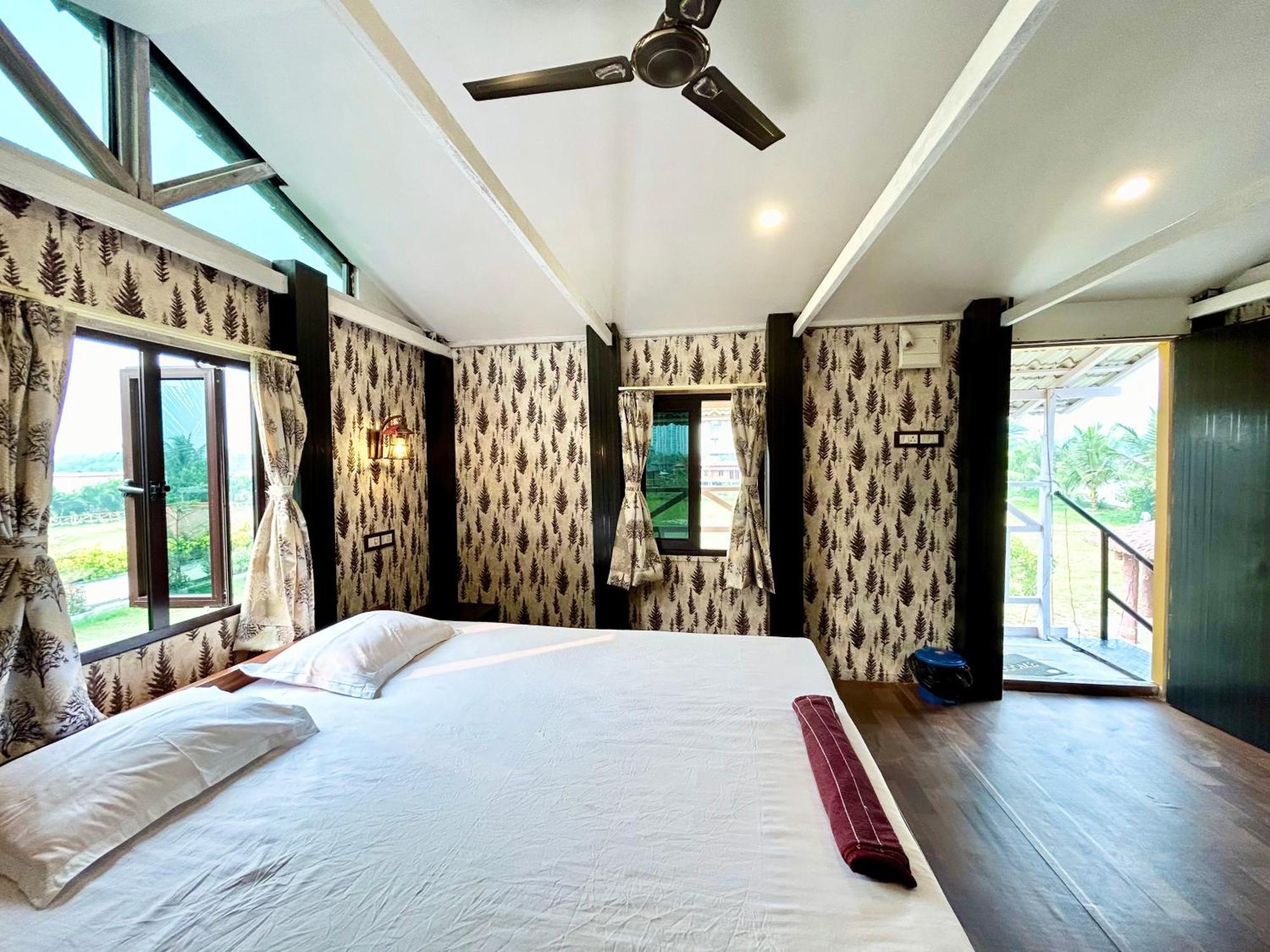 Palli Bangla Resort, Near Ruby Hospital, Anandapur Calcutta Eksteriør billede